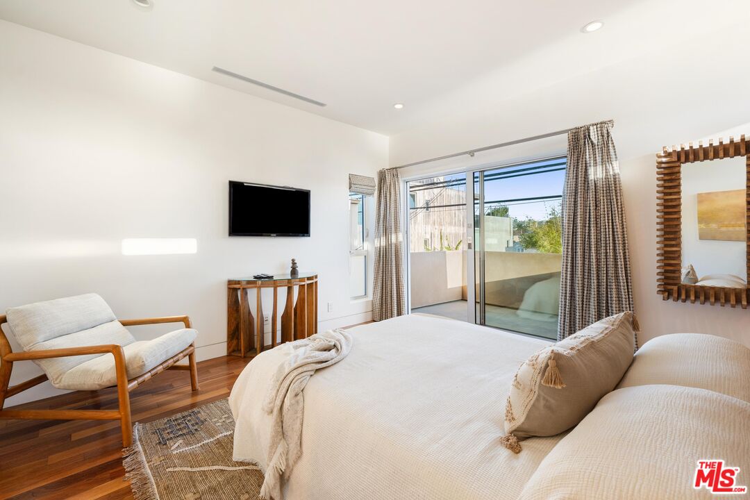 MLS #25525855 image #25