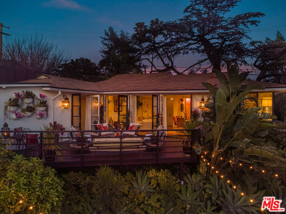 MLS #25526317 image #0