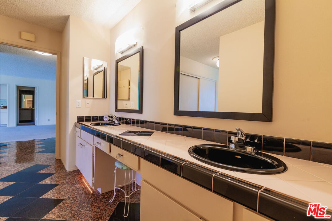 MLS #25526549 image #41