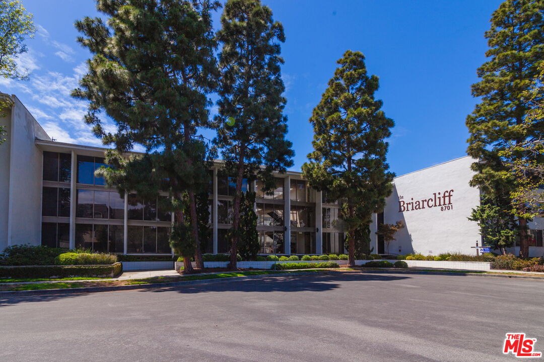 MLS #25526549 image #0