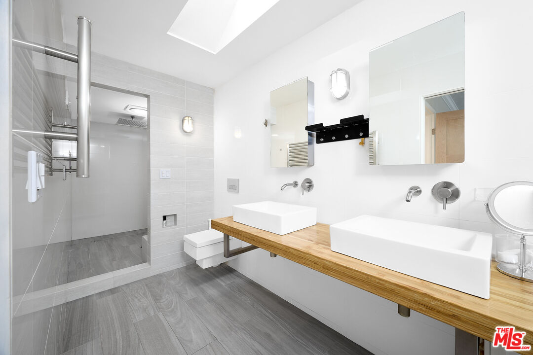 MLS #25526761 image #17