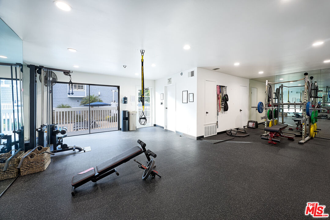 MLS #25526761 image #29