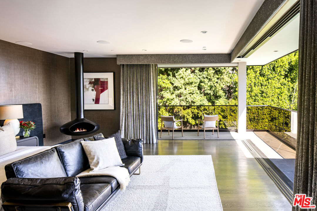 MLS #25526933 image #13