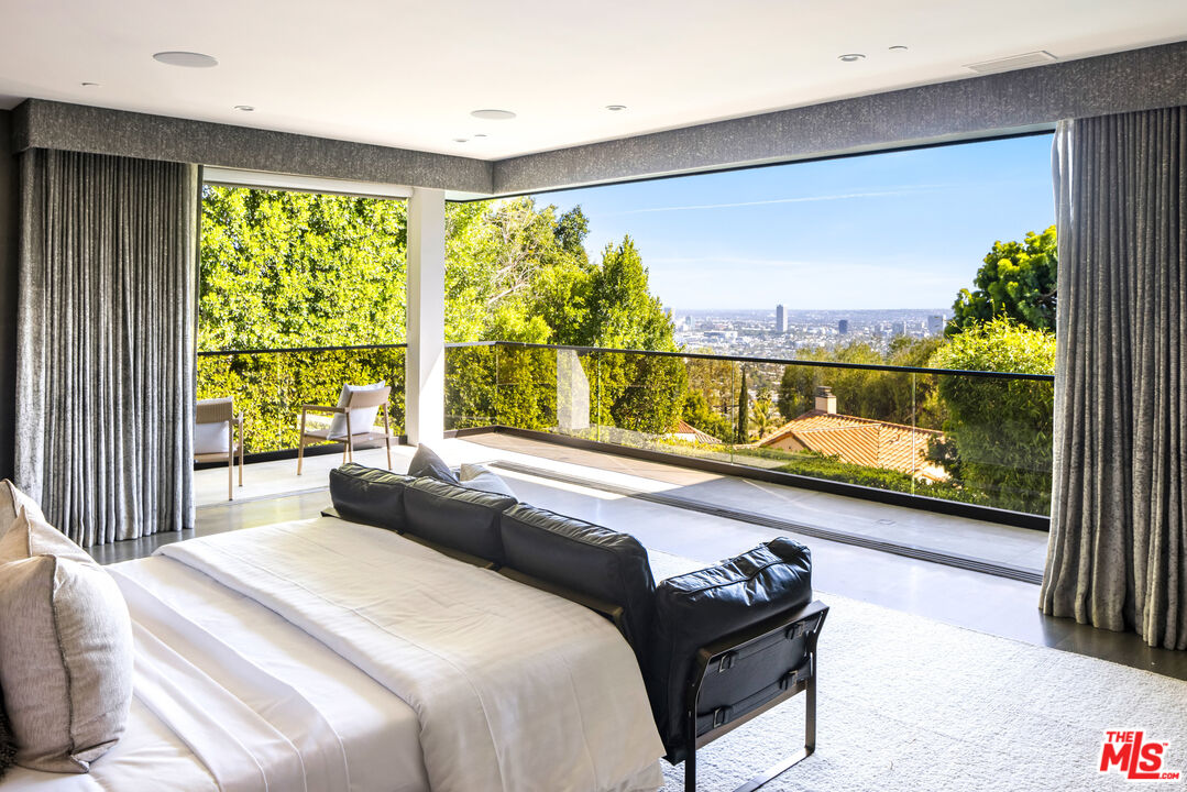 MLS #25526933 image #16