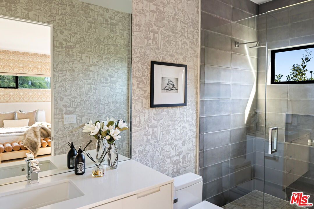 MLS #25526933 image #23