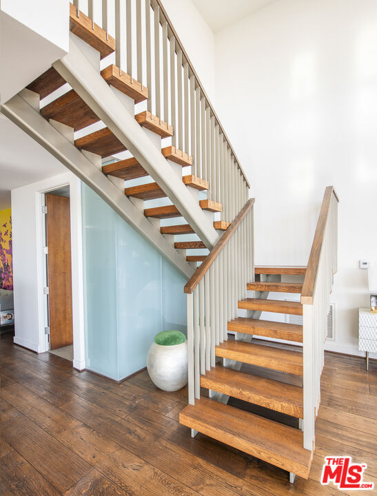 MLS #25527107 image #24