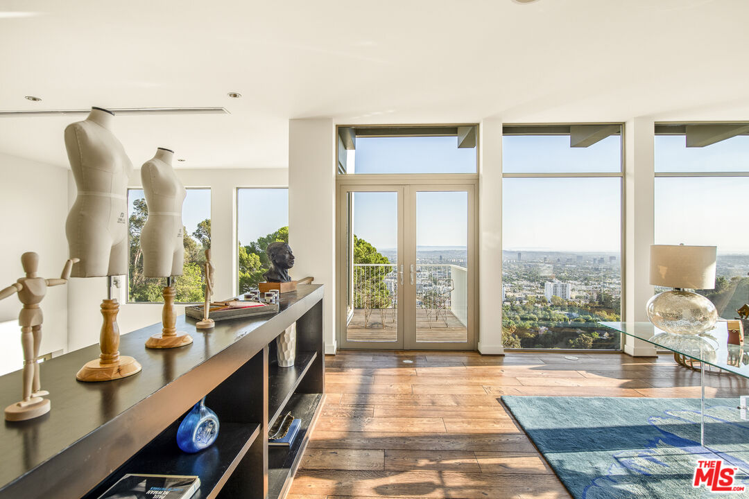 MLS #25527107 image #26