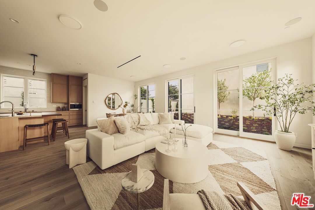 MLS #25527211 image #18