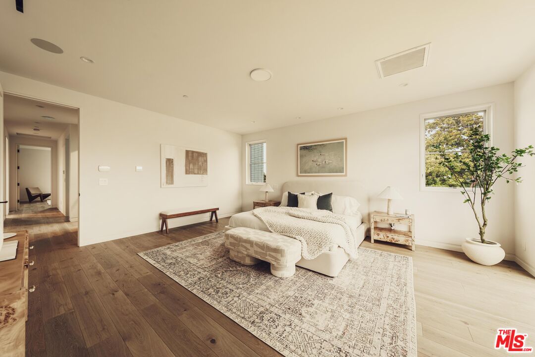 MLS #25527211 image #23