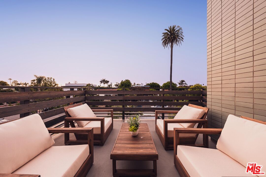 MLS #25527211 image #33