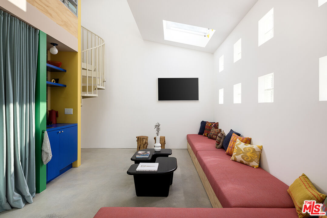 MLS #25527225 image #9