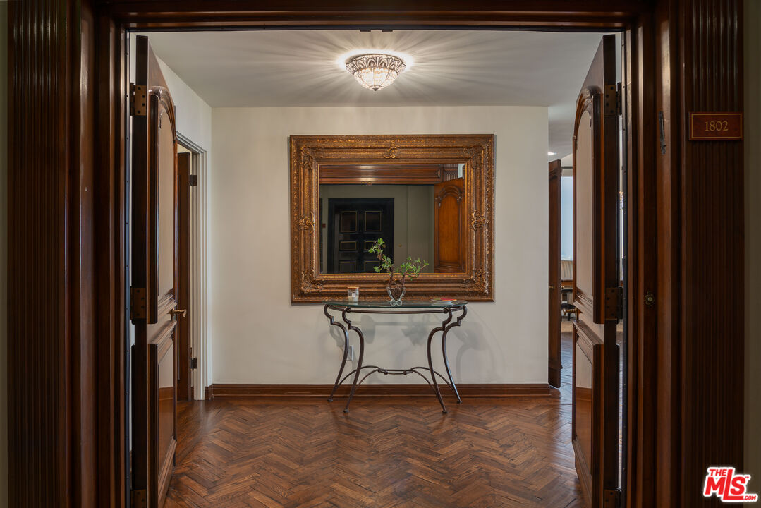 MLS #25527615 image #1