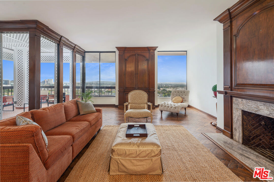 MLS #25527615 image #2