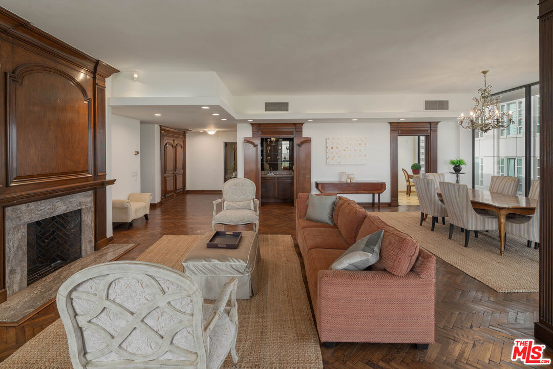 MLS #25527615 image #3