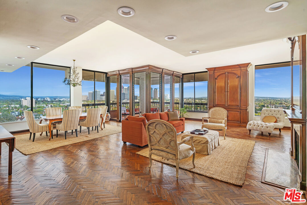 MLS #25527615 image #0