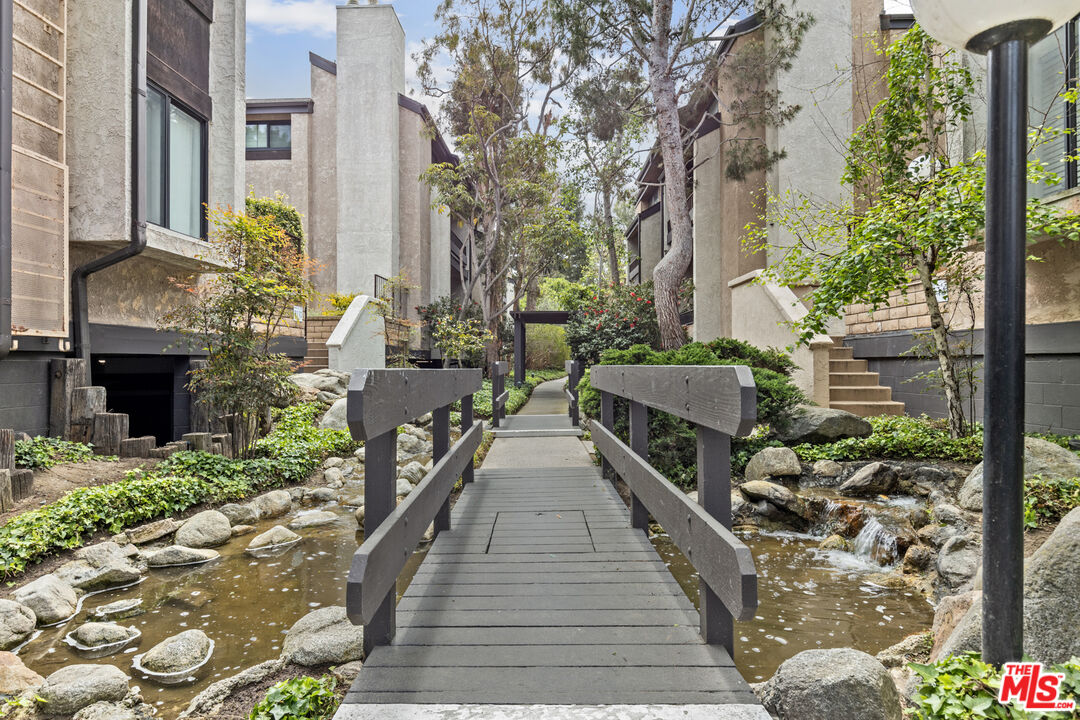 MLS #25527807 image #14