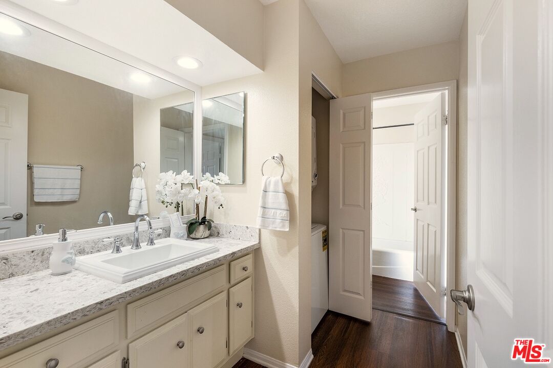 MLS #25528089 image #16