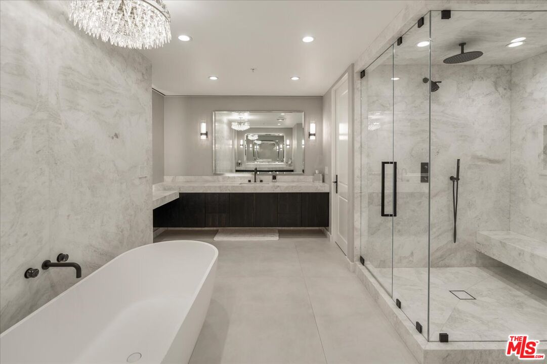 MLS #25528423 image #13