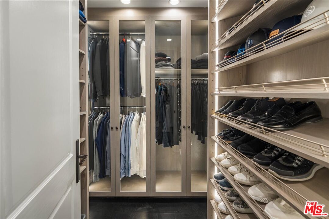 MLS #25528423 image #16