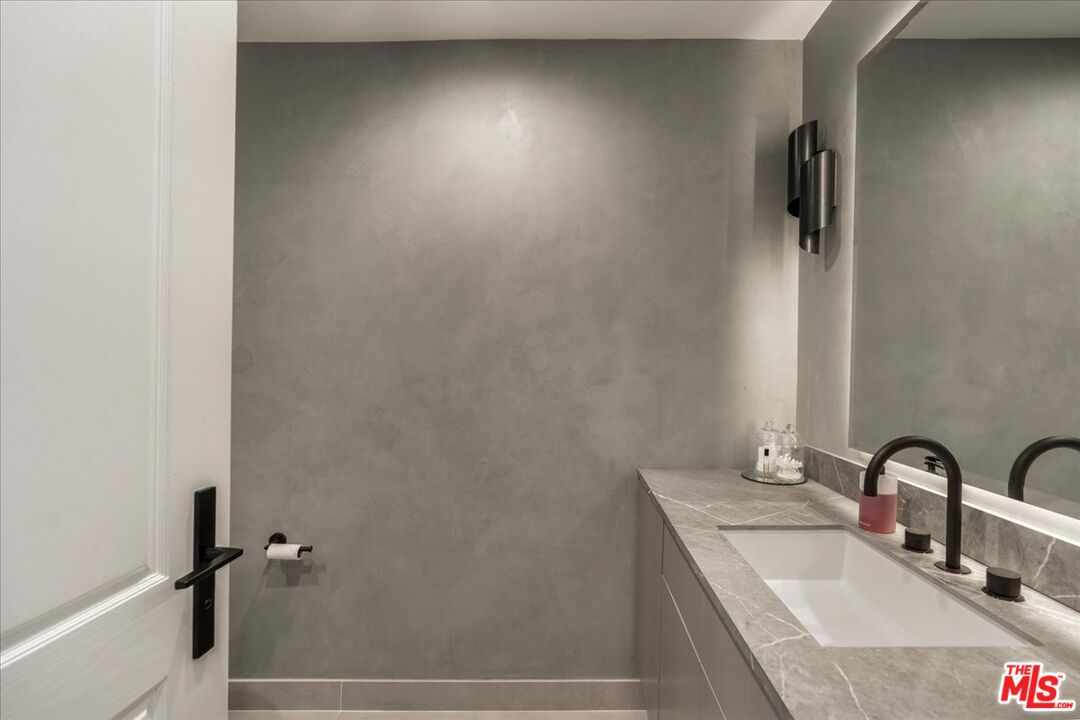 MLS #25528423 image #26