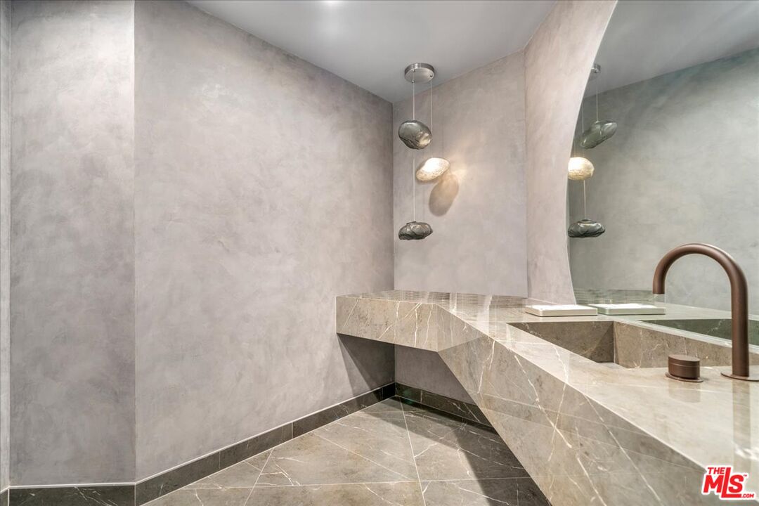 MLS #25528423 image #31