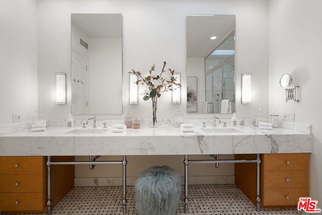 MLS #25528505 image #29