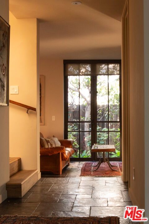 MLS #25529393 image #12