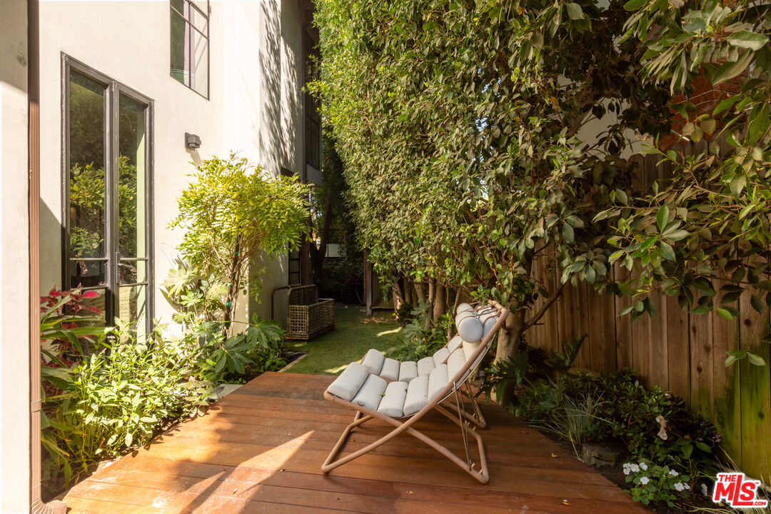 MLS #25529393 image #22