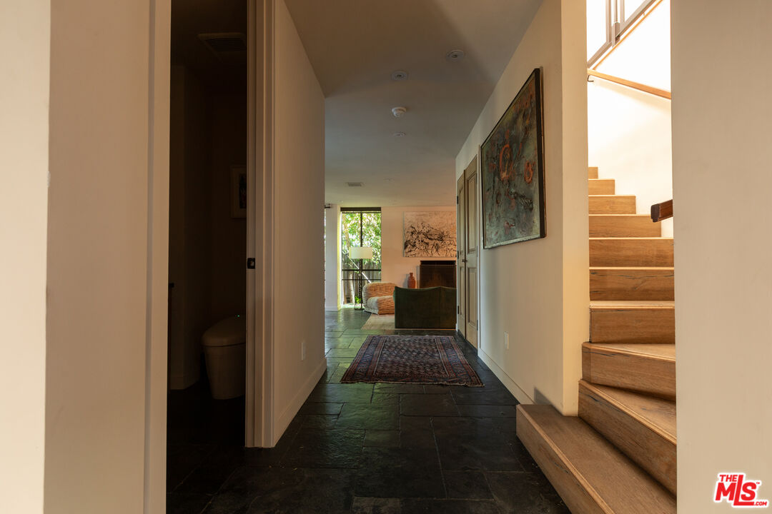 MLS #25529393 image #23