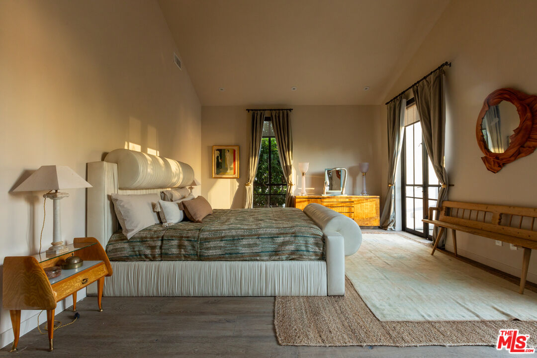 MLS #25529393 image #26