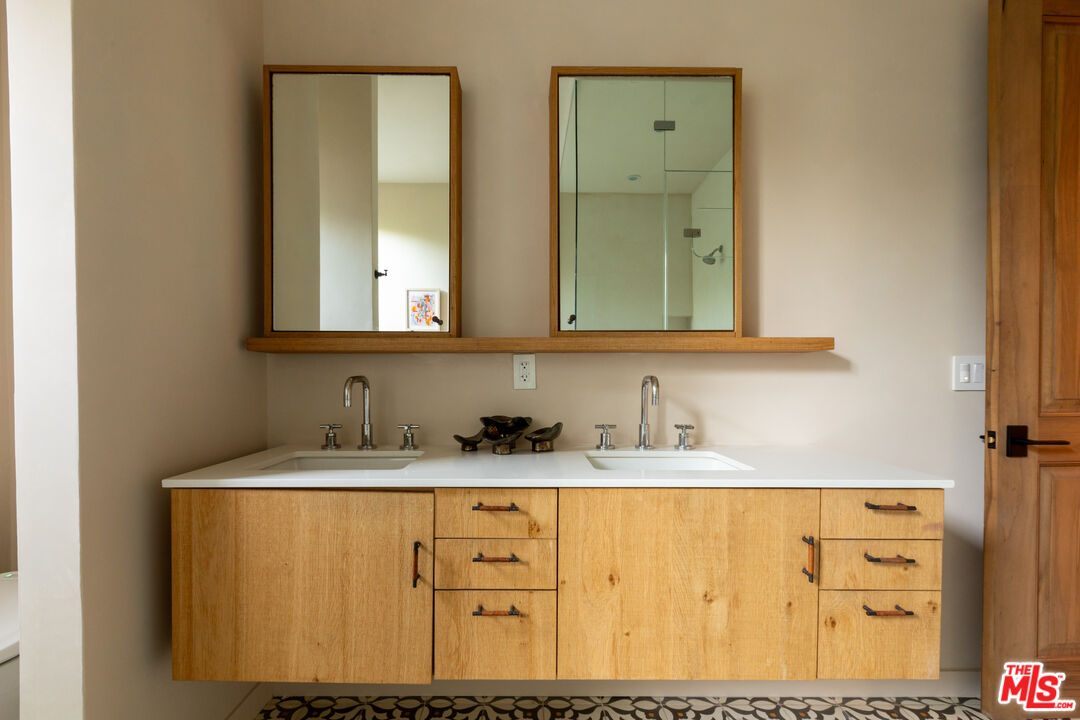 MLS #25529393 image #29