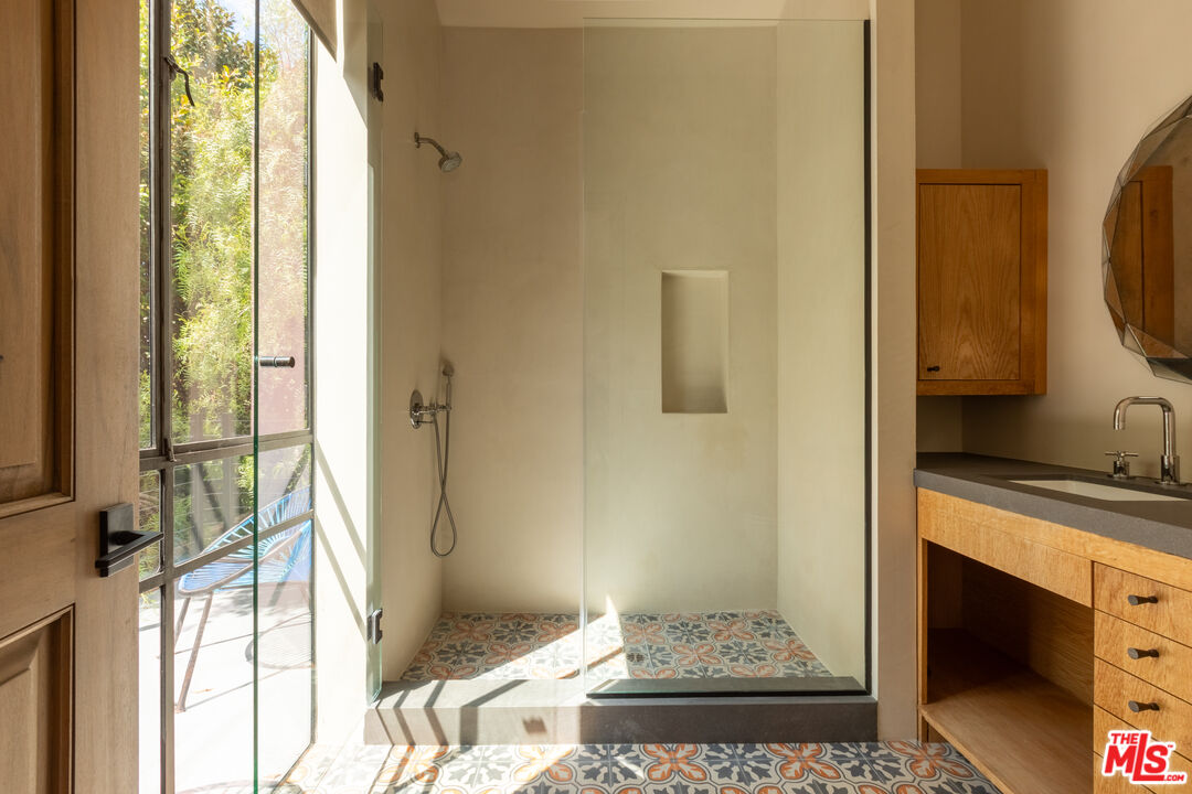 MLS #25529393 image #32