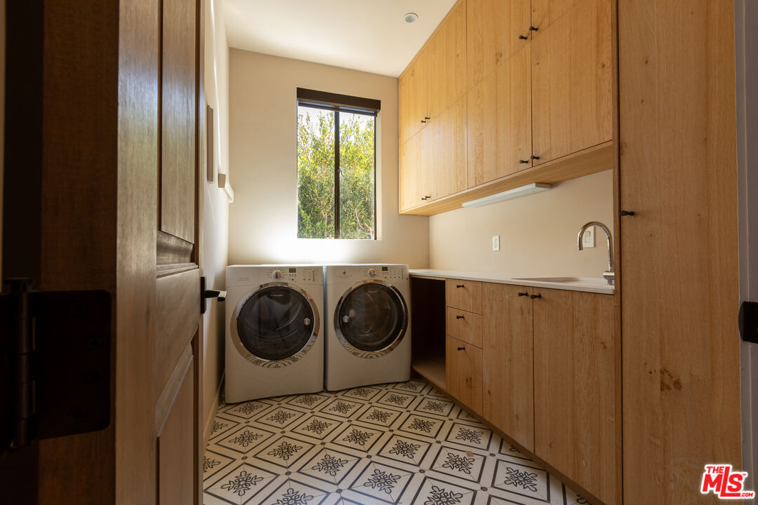 MLS #25529393 image #40