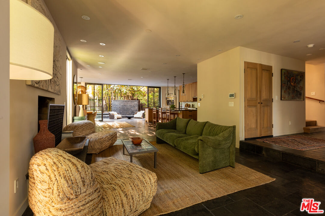 MLS #25529393 image #6