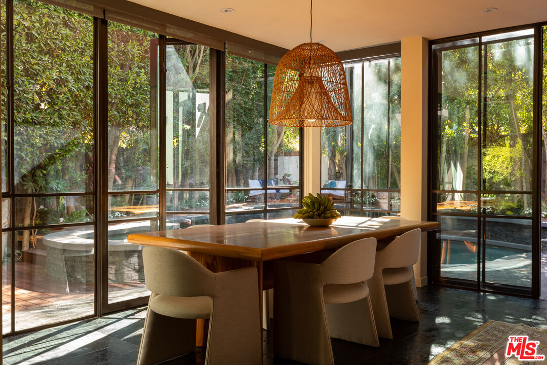 MLS #25529393 image #8