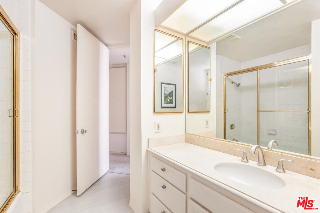 MLS #25529803 image #16