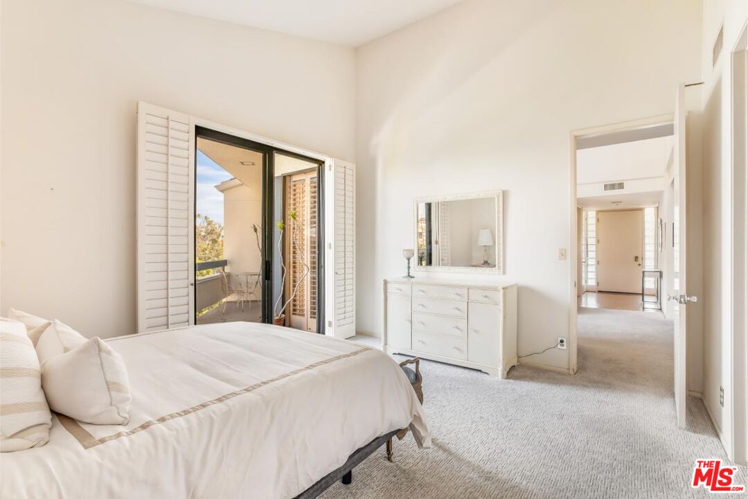 MLS #25529803 image #19