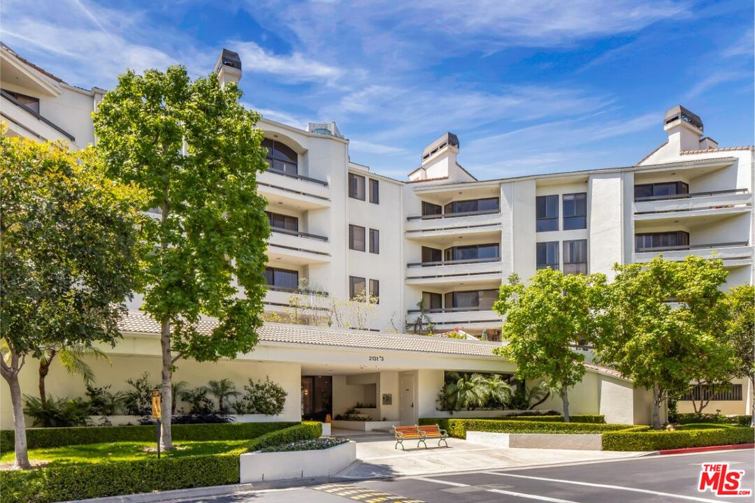 MLS #25529803 image #2