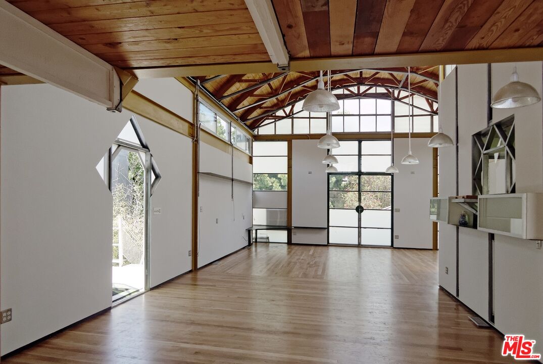 MLS #25530217 image #10