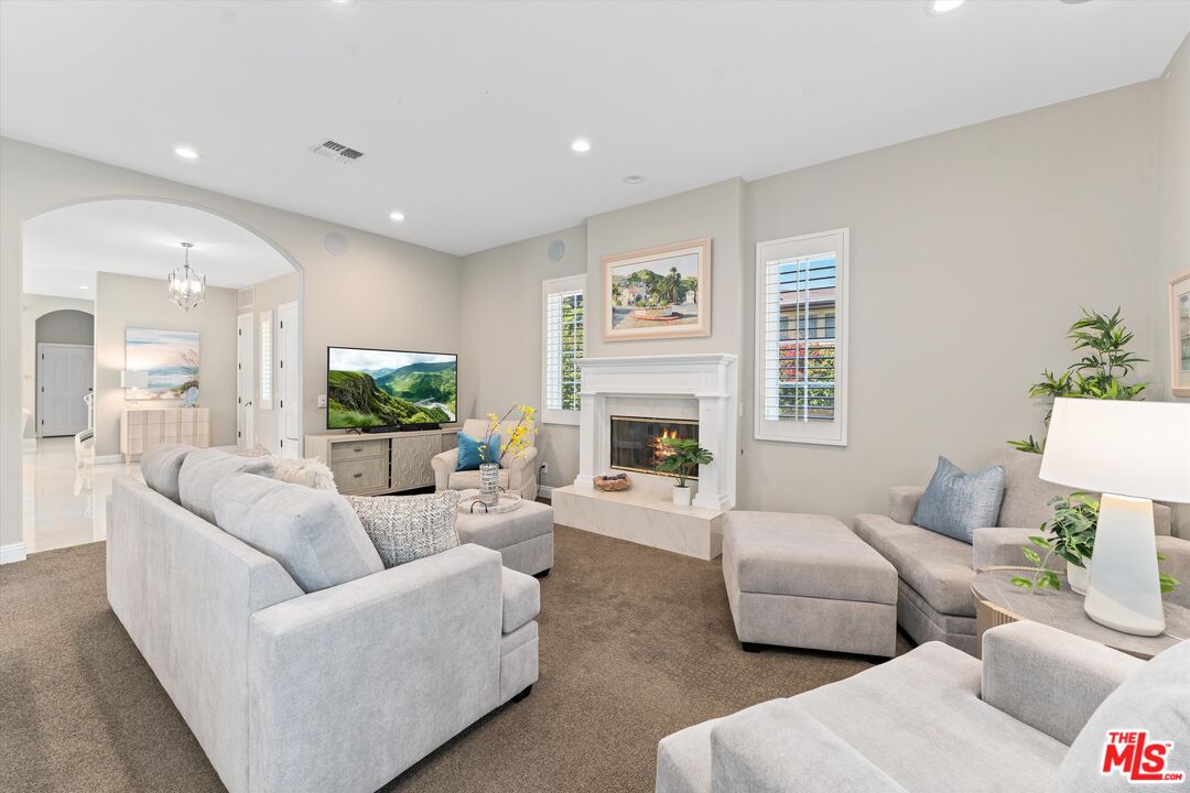 MLS #25530315 image #19