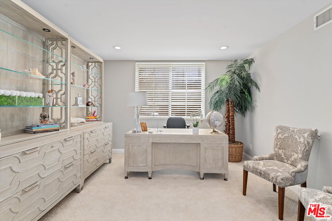 MLS #25530315 image #31