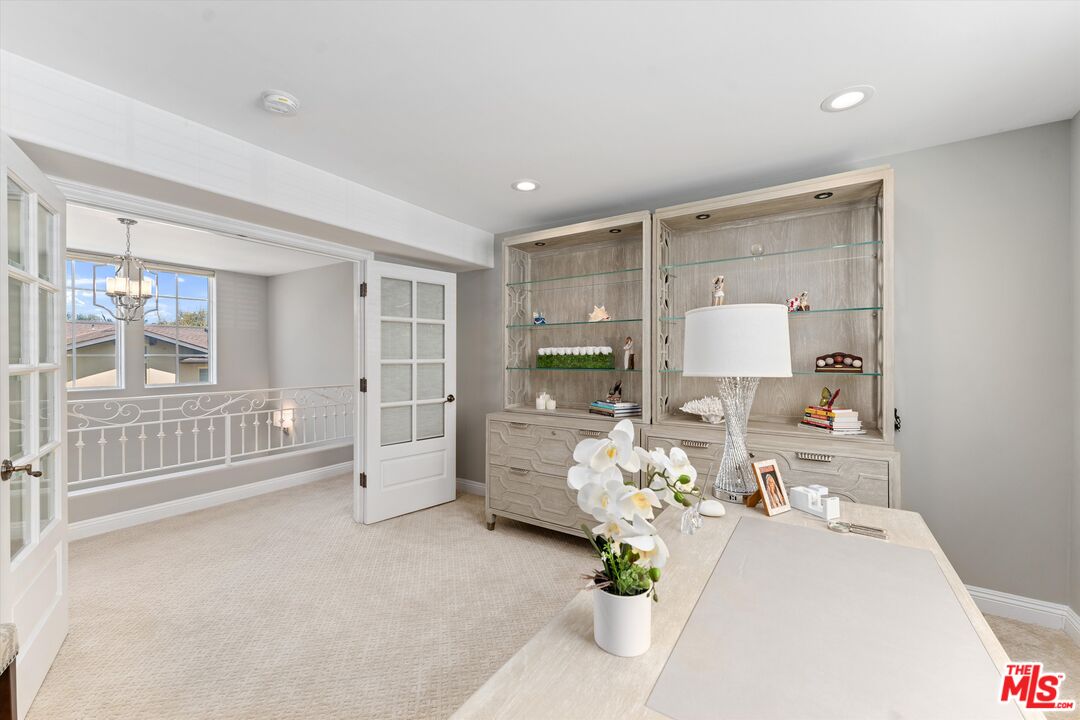 MLS #25530315 image #32