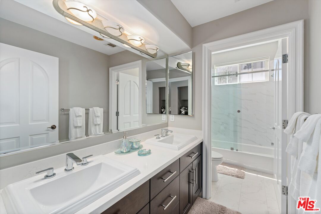 MLS #25530315 image #33