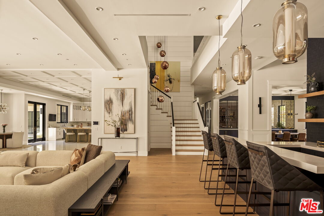 MLS #25531081 image #10