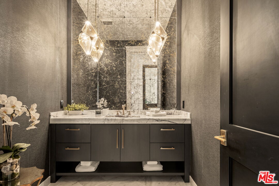 MLS #25531081 image #21