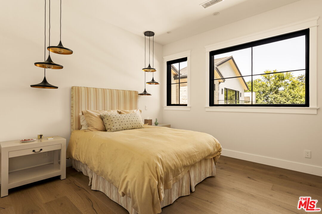 MLS #25531081 image #44