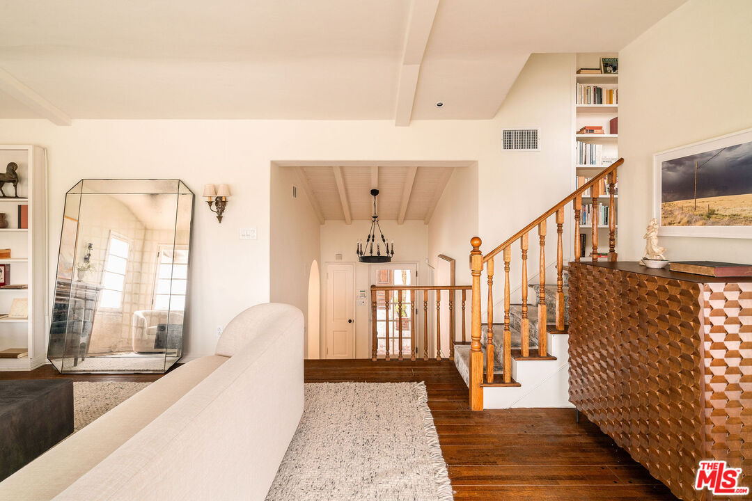 MLS #25531321 image #15