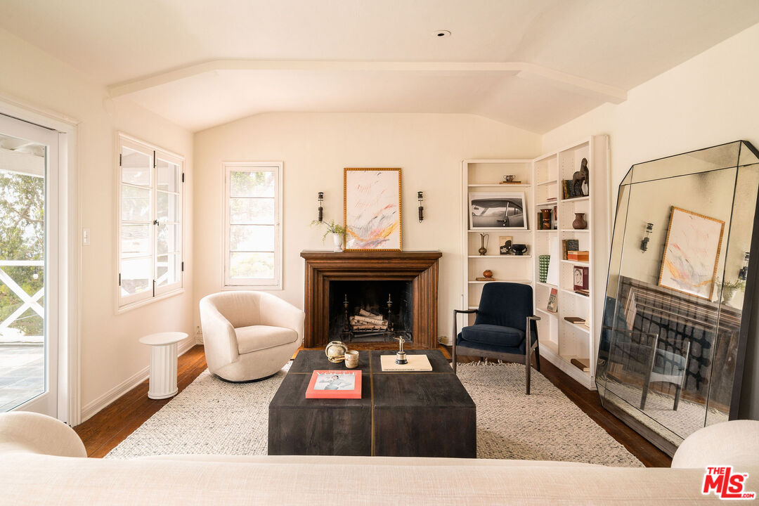 MLS #25531321 image #16