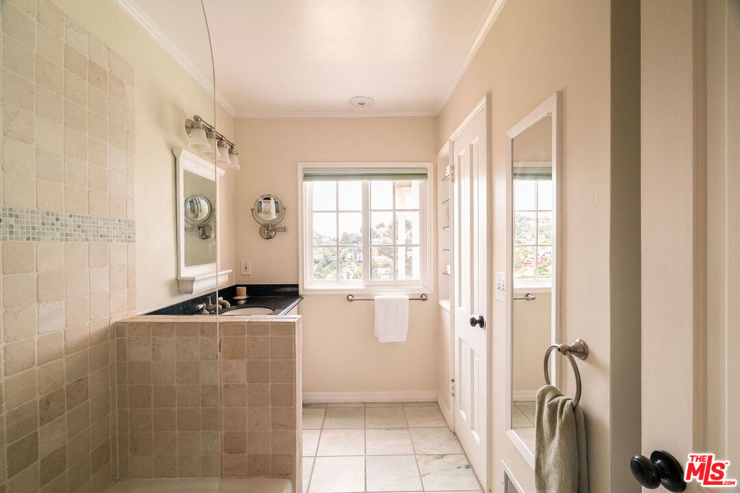 MLS #25531321 image #42