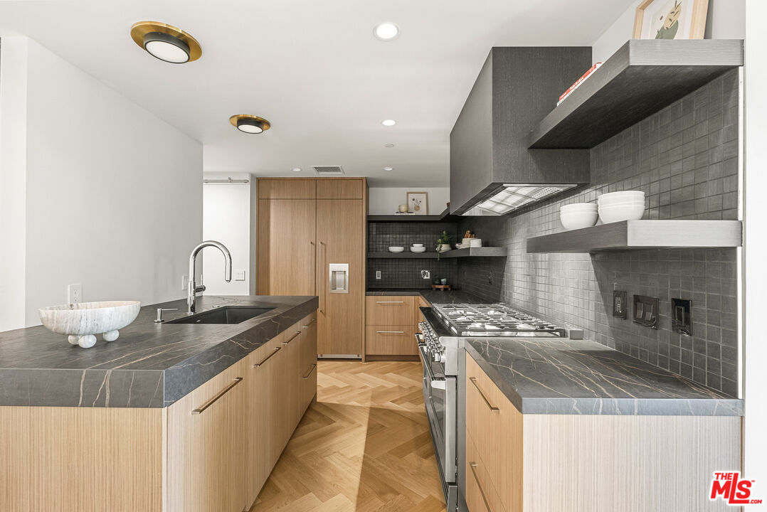 MLS #25531355 image #13